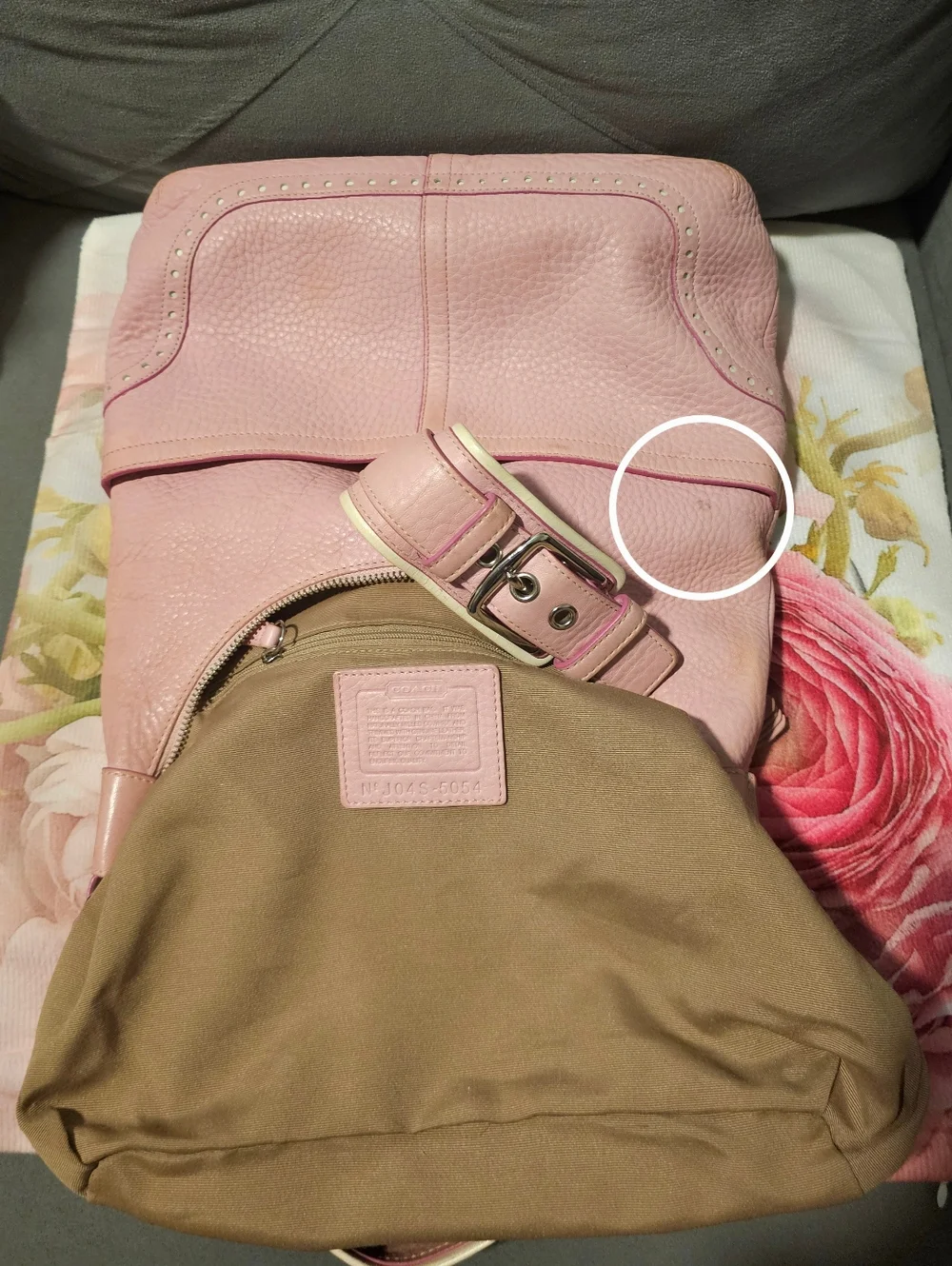 Coach Hampton Pink Pebble Handbag - Picture 4 of 6